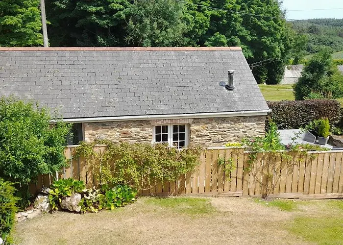 Stunning Cosy Barn In Peaceful Rural Cornwall