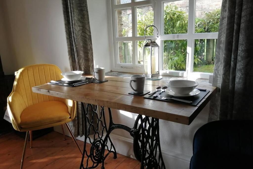 Stunning Cosy Barn In Peaceful Rural Cornwall